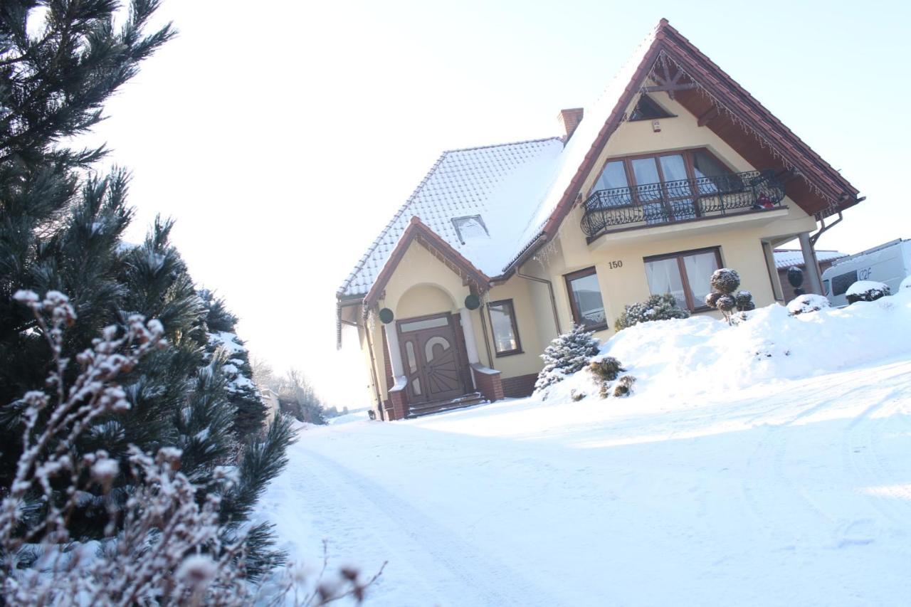 Bialy Jelen Z Basenem I Jacuzzi Bed & Breakfast Ostrowsko Exterior photo